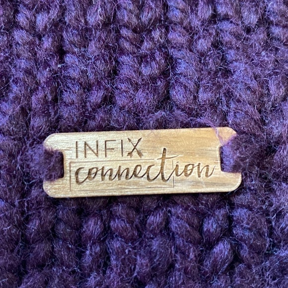 Infix connection purple wool toque/ Artisan made(5) - Picture 4 of 5